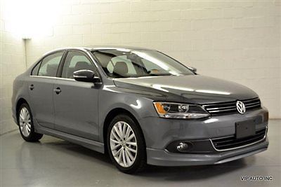 Jetta tdi / premium / 6 speed / tech package / aero kit / turbine wheels / sat