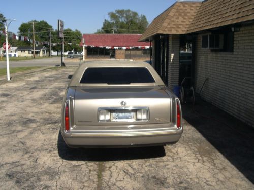 1999 cadillac deville d&#039;elegance sedan 4-door 4.6l