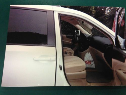 2007 Hyundai Entourage SE Mini Passenger Van 4-Door 3.8L, image 4