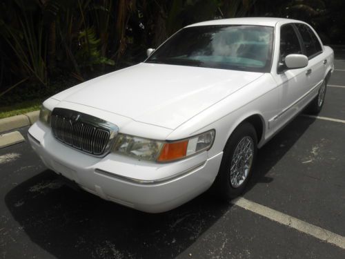 2002 mercury marquis gs   low low miles   florida  rust free car   runs great