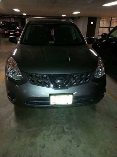 2012 nissan rogue (excellent condition)