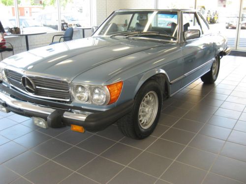 Super clean m-b 450 sl 35000 miles all service done 100% ready to drop top drive