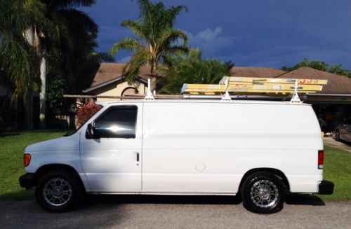 2001 ford e-150 econoline cargo van  4.2l v6 , navigation , auto , a/c