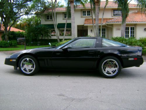 1989 corvette - 13000 orig. miles - black / black - garage queen since new
