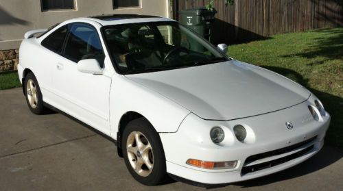 1997 acura integra gs-r hatchback b18c1 dohc vtec 5 speed manual white