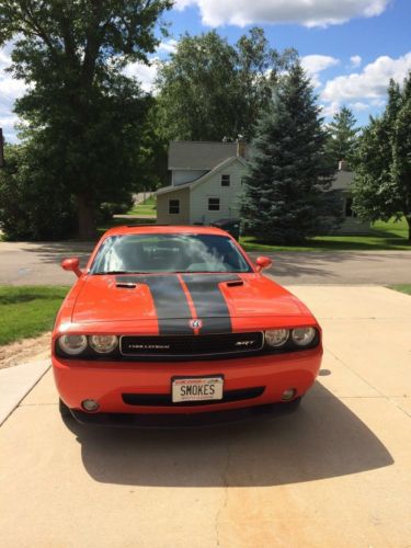 2008 srt8 dodge challenger