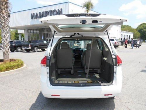 2014 Toyota Sienna L, US $28,175.00, image 6