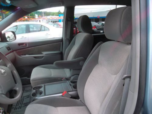 2010 Toyota Sienna LE, US $16,492.00, image 7