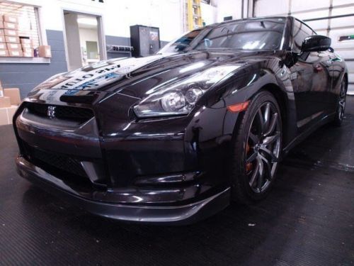 2010 Nissan GT-R, US $68,950.00, image 3