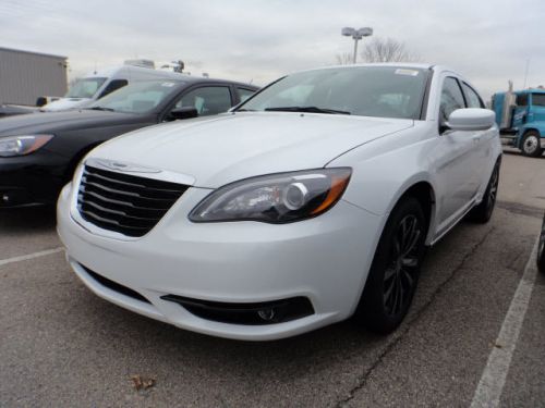2014 Chrysler 200 Limited, US $25,625.00, image 4