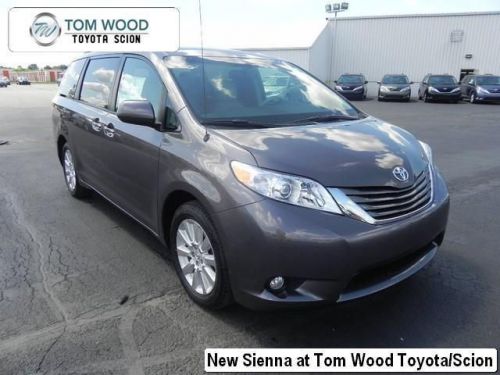 2014 toyota sienna xle