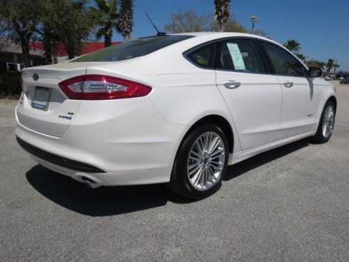 2014 ford fusion hybrid se
