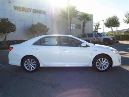 2014 toyota camry hybrid xle