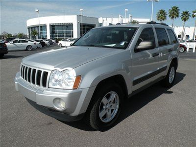 2005 jeep grand cherokee heated seats, dvd, sunroof, tow, clean export ok **fl