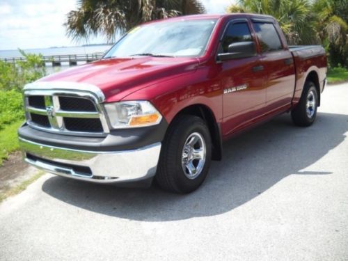 Very nice 2012 ram 1500 4.7l v8 crew cab!  low miles!  beautiful truck!