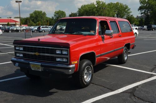 1989 suburban immaculate inside and out. extensive renovation 2013