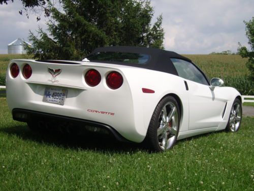 2005 Chevrolet Corvette Convertible 2-Door 6.0L White, Red Leather Black Top, US $29,500.00, image 3