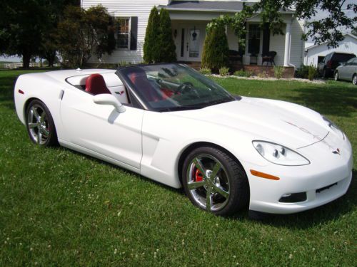 2005 Chevrolet Corvette Convertible 2-Door 6.0L White, Red Leather Black Top, US $29,500.00, image 8