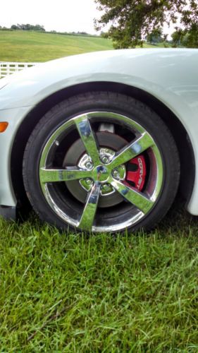 2005 Chevrolet Corvette Convertible 2-Door 6.0L White, Red Leather Black Top, US $29,500.00, image 14