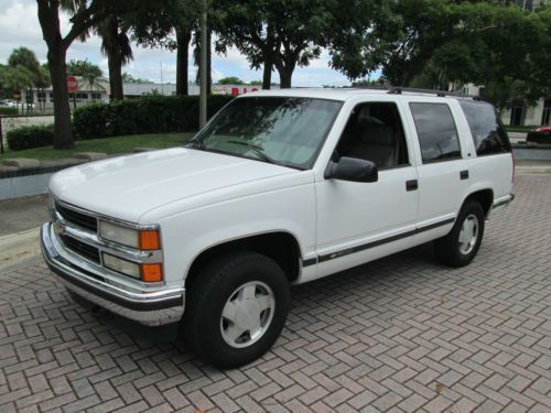 1997 chevrolet tahoe lt sport 4-door 5.7l v8 4x4 leather low reserve new