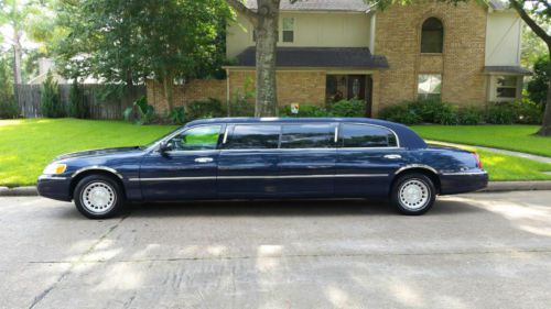 2002 lincoln executive limo