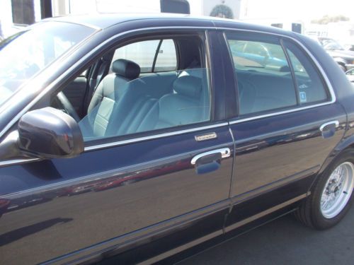 2000 Ford Corwn Victoria NO RESERVE, image 7