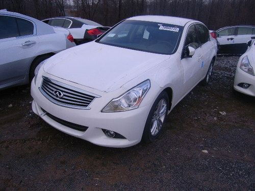 2013 infiniti g37 awd with salvage title