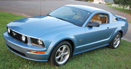 2006 ford mustang gt coupe 2-door 4.6l