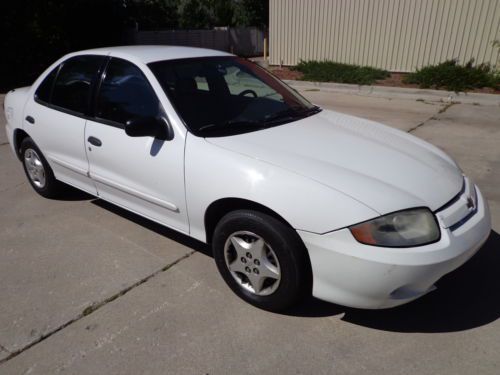 2005 chevrolet cavalier base sedan 2.2l 4 cyl auto clean condition new engine