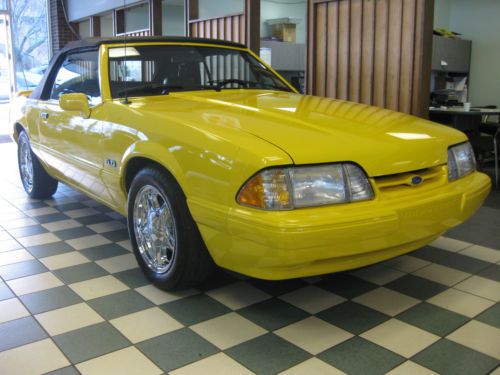 1993 ford mustang feature car 10,000 miles all original