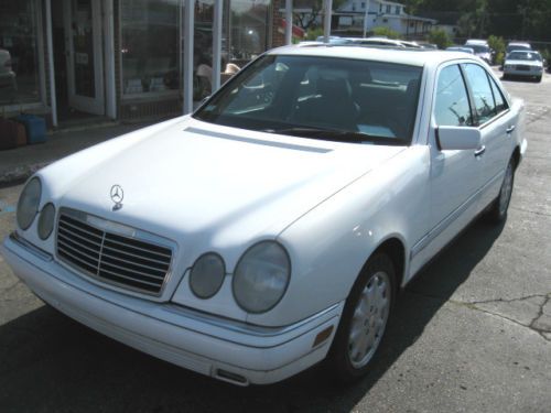 1997 mercedes-benz e320 base sedan 4-door 3.2l