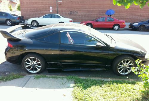 Turbo. 2 doors. black color.16&#034; crom rims.  clean title. only one owner.