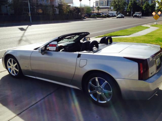 2004 - cadillac xlr