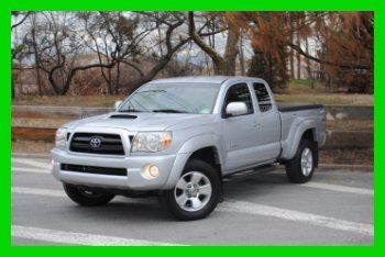 Trd off road 4.0l access cab ext cab 27000 miles auto tonneau cover excellent