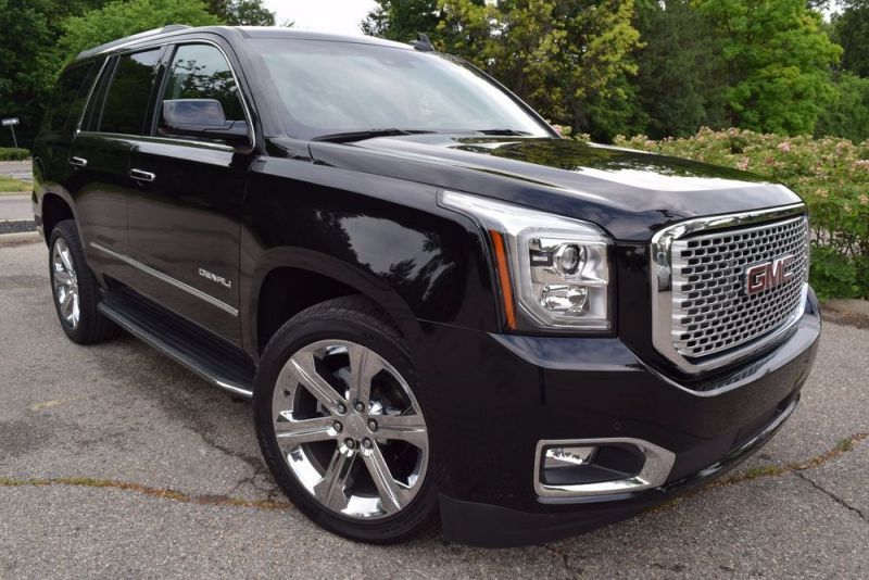 2016 gmc yukon denali-edition (top of the line)