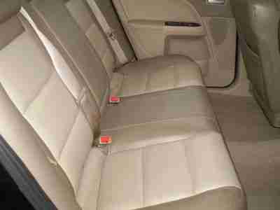 Premier AWD CD ABS Brakes Adjustable Foot Pedals Air Conditioning Alloy Wheels, image 8