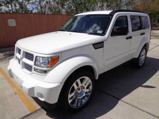 *2011*nitro*heat*3.7l v6*20" wheels*factory warranty*one owner*only 19k miles*