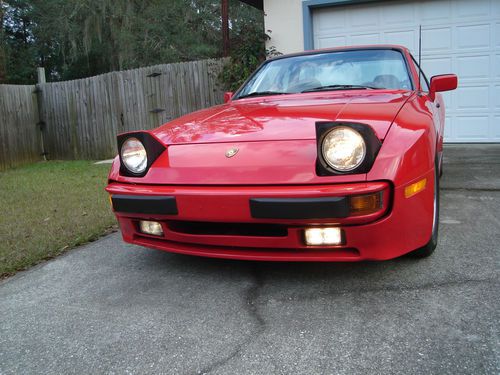 1983 porsche 944 base coupe 2-door 2.5l