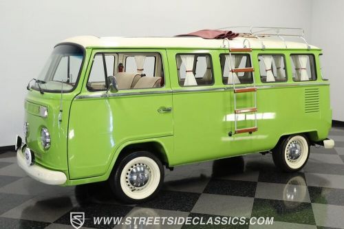 1996 volkswagen bus/vanagon 13 window camper van