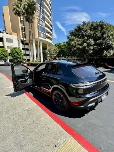 2023 porsche macan