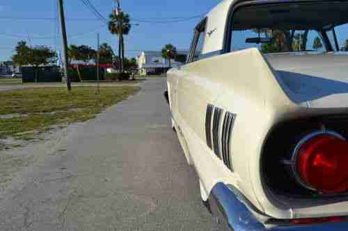 1960 Ford Thunderbird, image 4