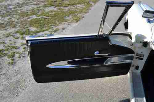 1960 Ford Thunderbird, image 14