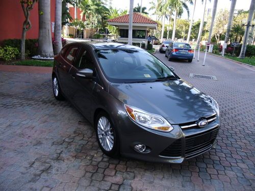 2012 ford focus hatchback sel,leather,gray