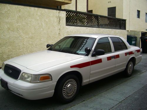 2001 ford crown victoria police interceptor sedan 4-door(rare) dept of forestry