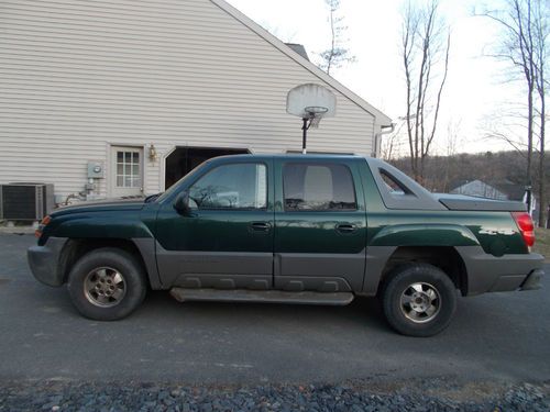 2002 chevrolet avalanche 1500 4x4 crew cab pickup 4-door 5.3l