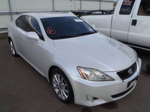 2008 lexus is250 4-door 2.5l awd is 250