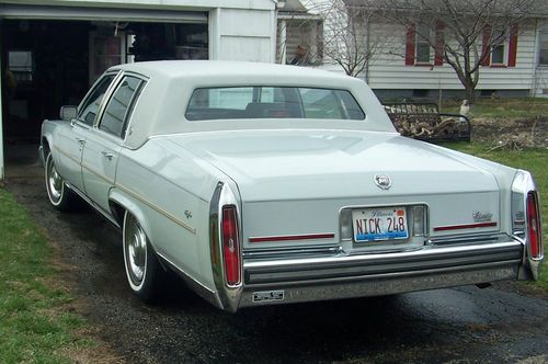 1989 cadillac fleetwood brougham 39k miles nice car local sales only 61301