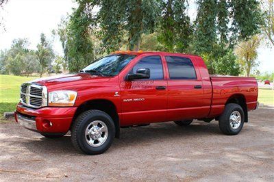 Extra clean 5.9l cummins diesel mega cab leather moonroof navigation factory dvd