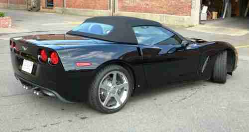 Mint Condition - 3LT Package, Black Exterior, Black Top, Titanium Gray Interior, image 2