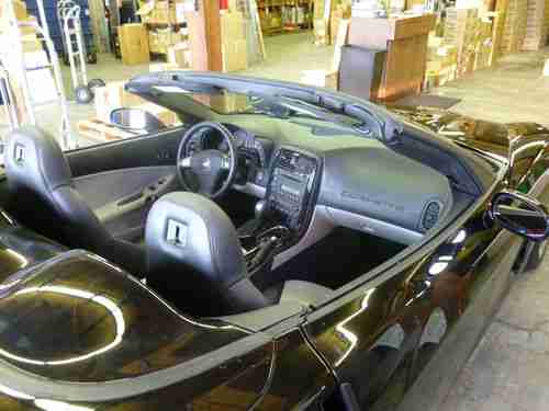 Mint Condition - 3LT Package, Black Exterior, Black Top, Titanium Gray Interior, image 19